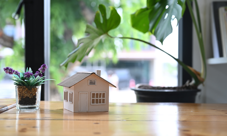 Did you know you could lower your Home Insurance costs?  Image