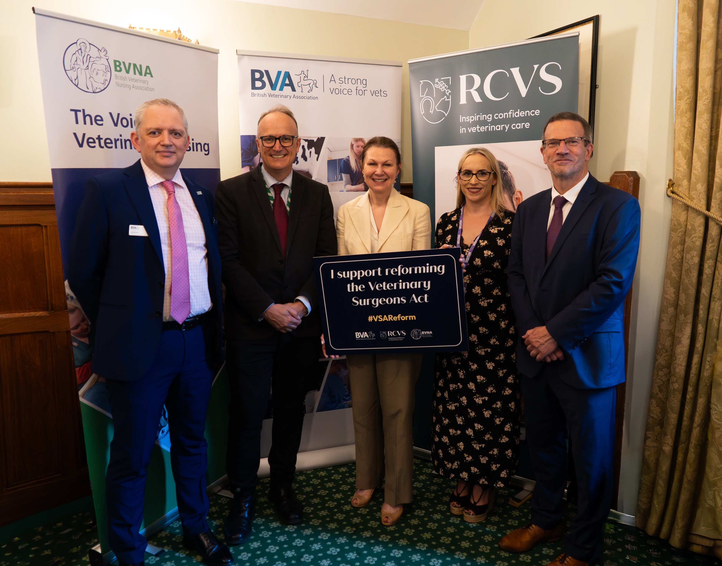 MPs back our calls to reform veterinary legislation  Image
