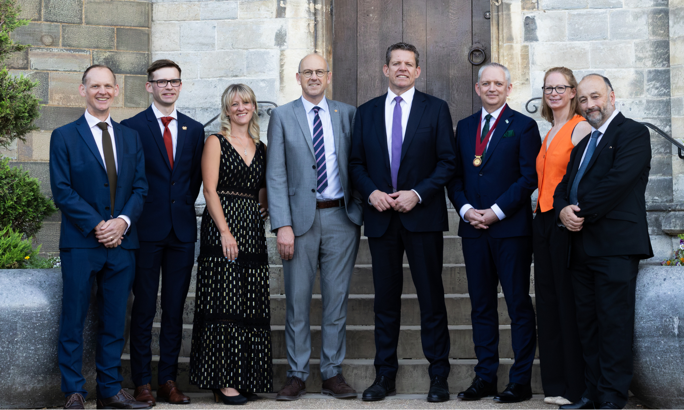 Back reform of ‘outdated’ veterinary legislation to support new Welsh graduate vets Image